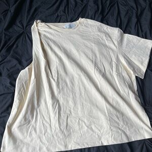 Cute & Casual H&M One-Shoulder T-Shirt